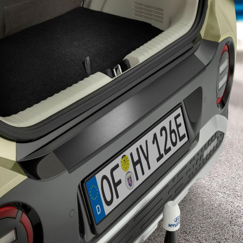 Hyundai INSTER Ladekantenschutzfolie, schwarz