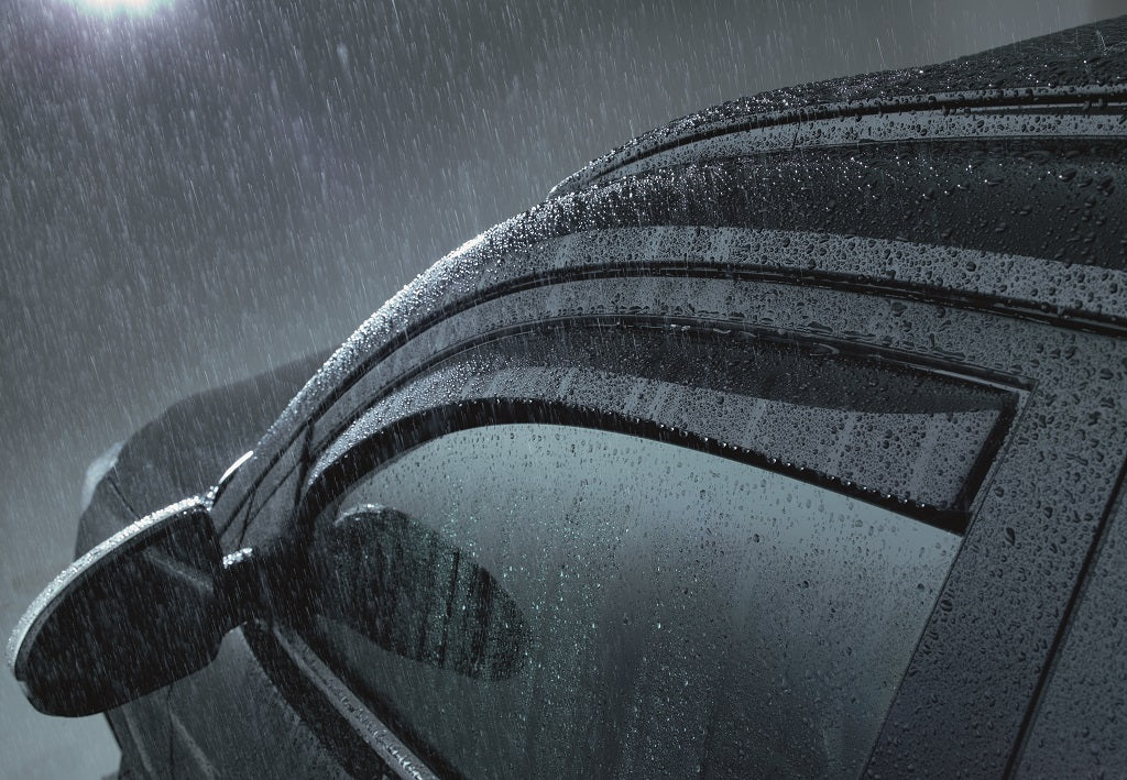 Hyundai STARIA Windabweiser vorne grau