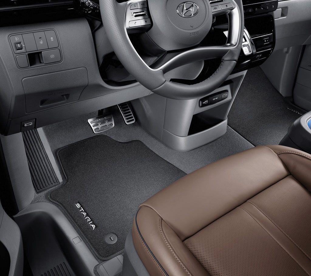 Hyundai STARIA Fußmatten Velours