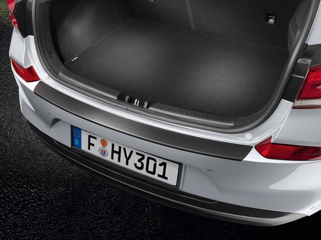 Hyundai i30 PD Facelift Ladekantenschutz, schwarz